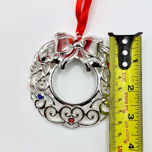 Lenox Sparkle & Scroll Wreath Christmas Ornament - Picture 5 of 6